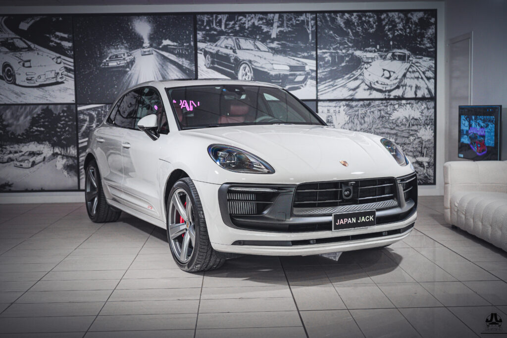 PORSCHE MACAN GTS