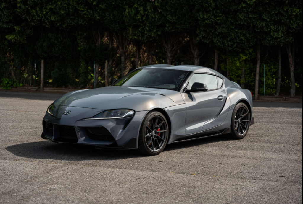 TOYOTA SUPRA